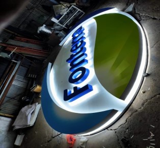 Neon box signage
